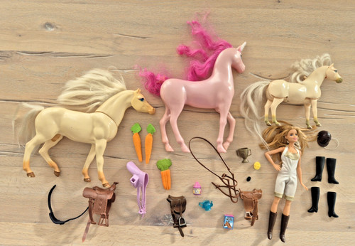 Barbie und ähnliche figuren - ähnliche,